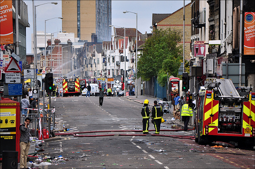 london riots3