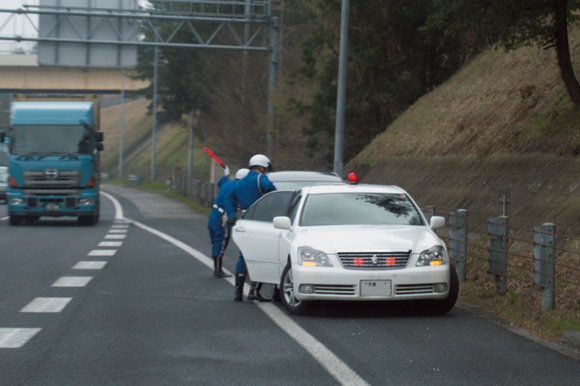 覆面パトカー