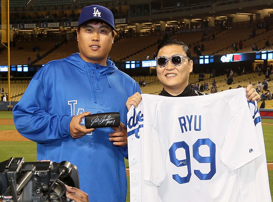 PSY, MLB, 江南スタイル