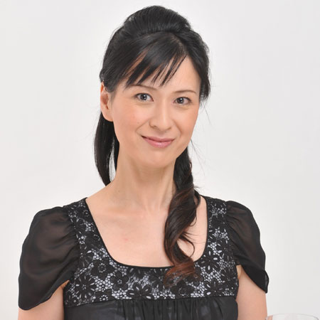 里井真由美氏