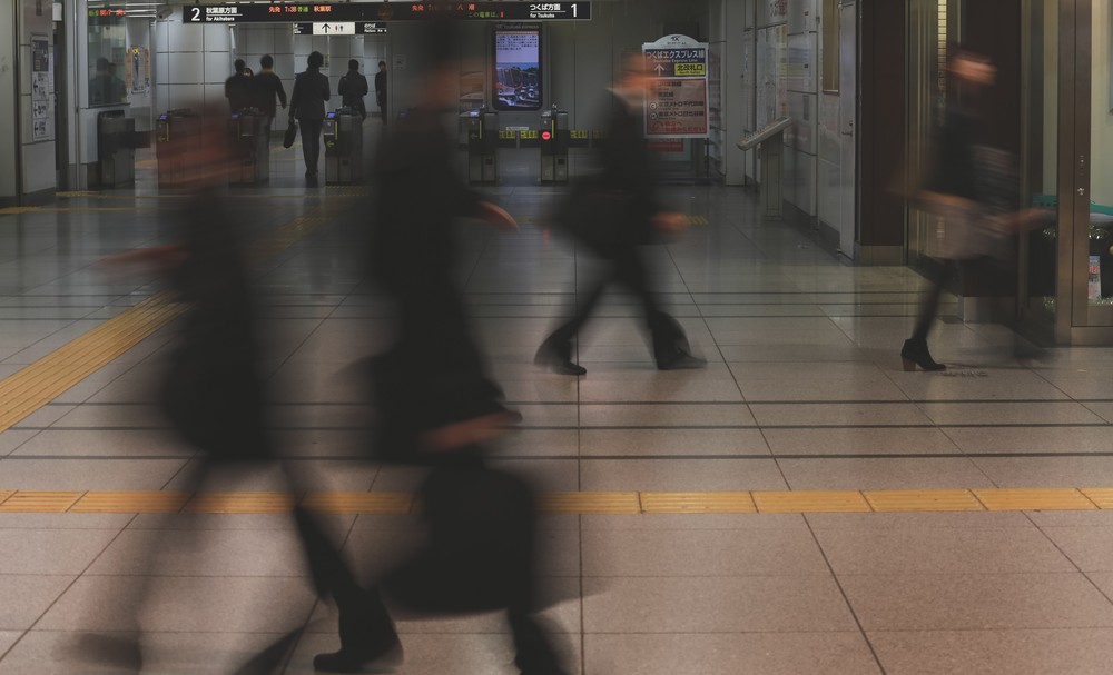 「ブラック企業が溢れていて転職できない」ハロワ通い1年半以上、精神的に疲れて…