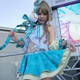 寒空の下、胸元や背中も露わに！「コミケ89」美女コスプレイヤー写真集【2日目】