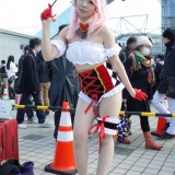 寒空の下、胸元や背中も露わに！「コミケ89」美女コスプレイヤー写真集【2日目】