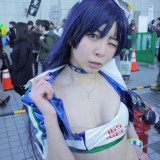 寒空の下、胸元や背中も露わに！「コミケ89」美女コスプレイヤー写真集【2日目】