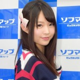 童顔セクシー女優・彩乃なな、私服姿で女体盛りシーンについて語る