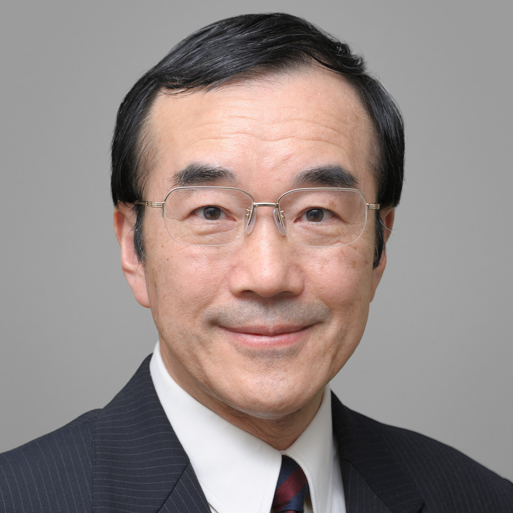 河野雄平氏