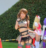 【コミケ90・3日目】囲み撮影は2日目より増！美女コスプレグラビア集