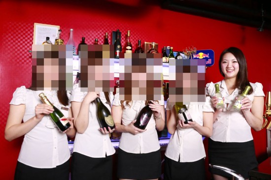 「俺の夜　特別編」女子大生バニーガールとプレジデント気分で飲む！