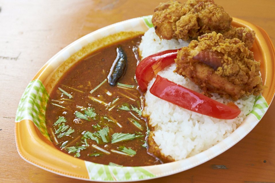 エチオピア『スパイシーチキンとコーンバターライスのカレー』