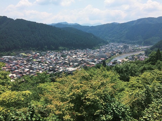 郡上八幡城下に広がる景色