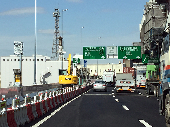 工事完了後開通前の3車線のとき