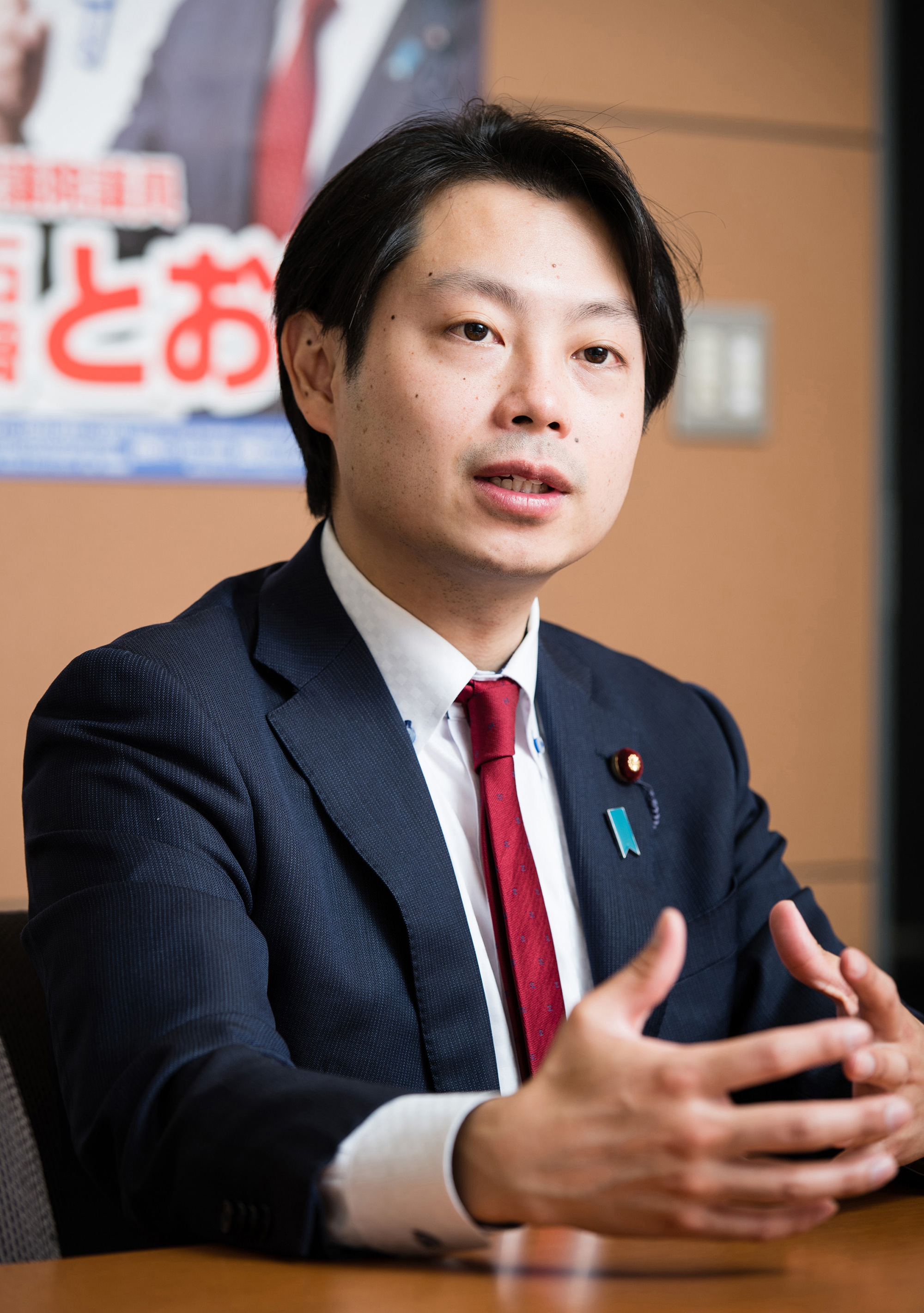 石崎徹氏