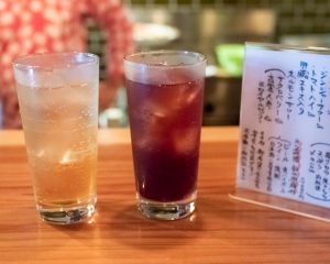 日本酒の宝庫！ “裏十四代”や絶品の熱燗も楽しめるオシャレな立飲み屋