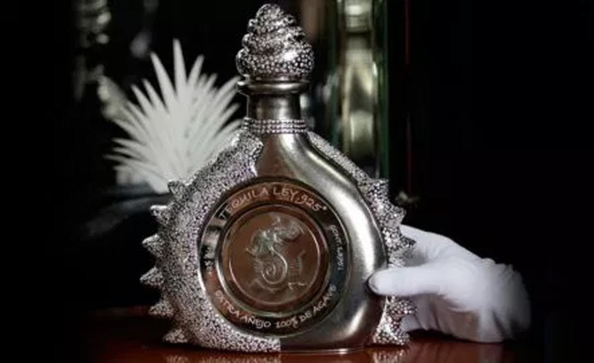 Pasion Azteca, Platinum Liquor Bottle by Tequila Ley