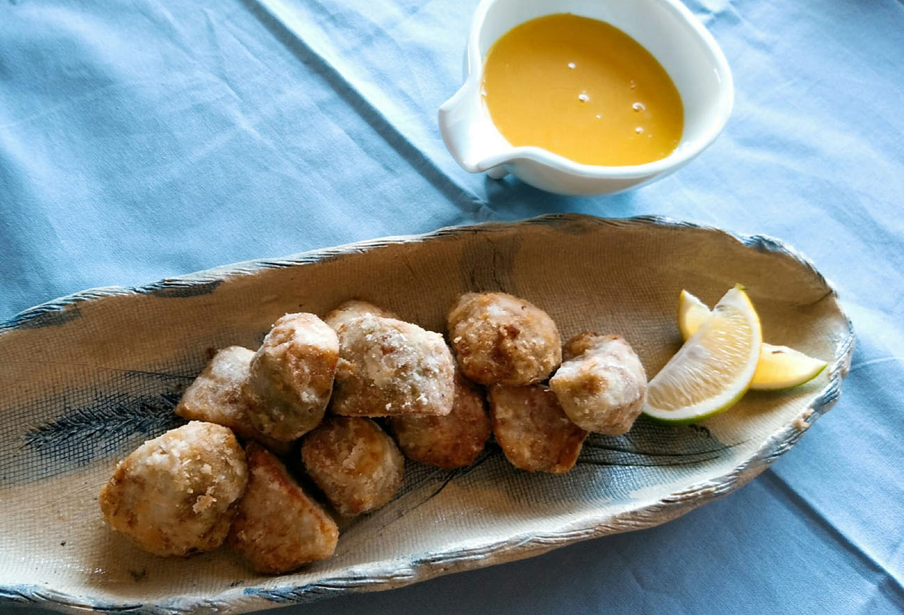 サトイモのから揚げ　ハニーマスタードソース