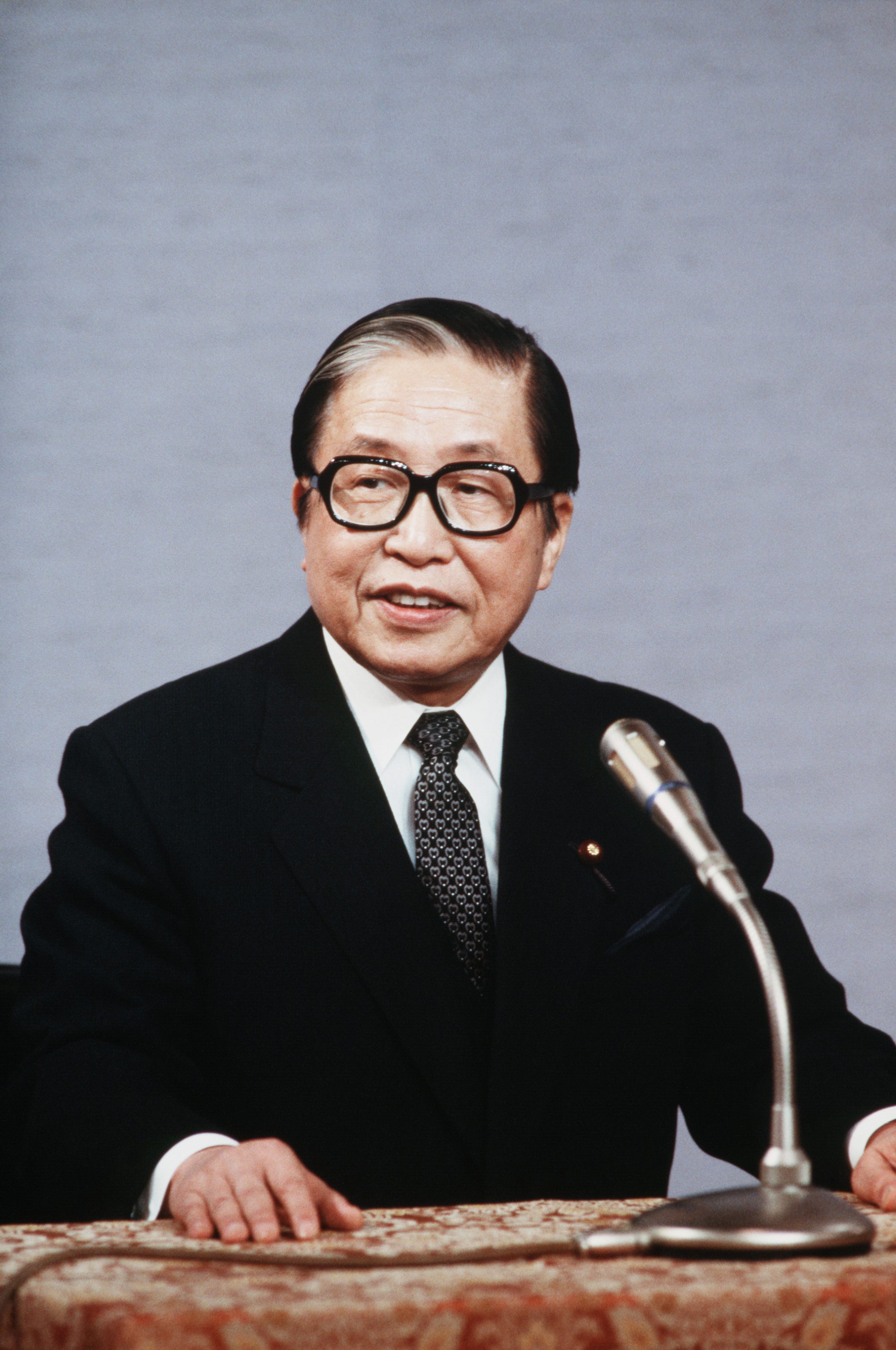 宇野宗佑氏