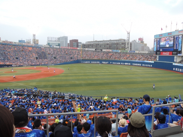 横浜スタジアム