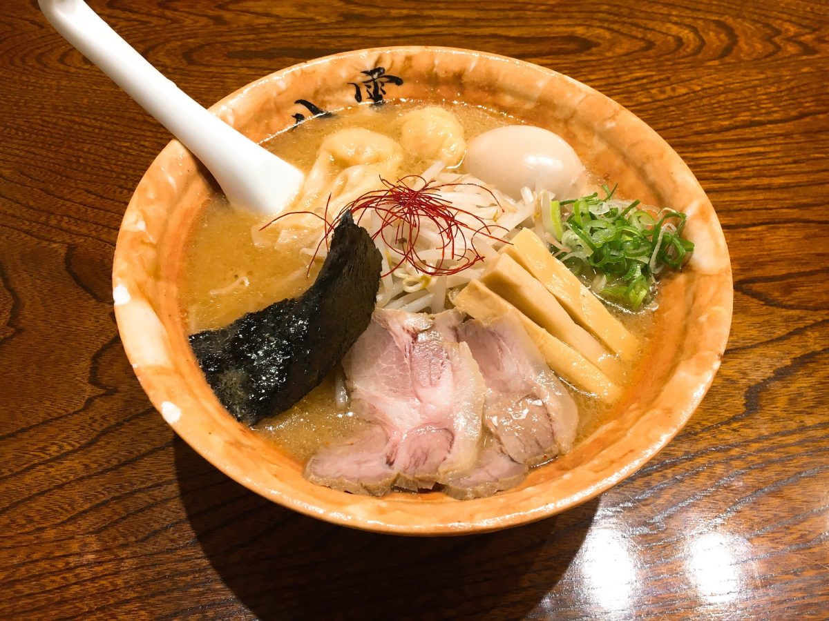 八雲特製ラーメン