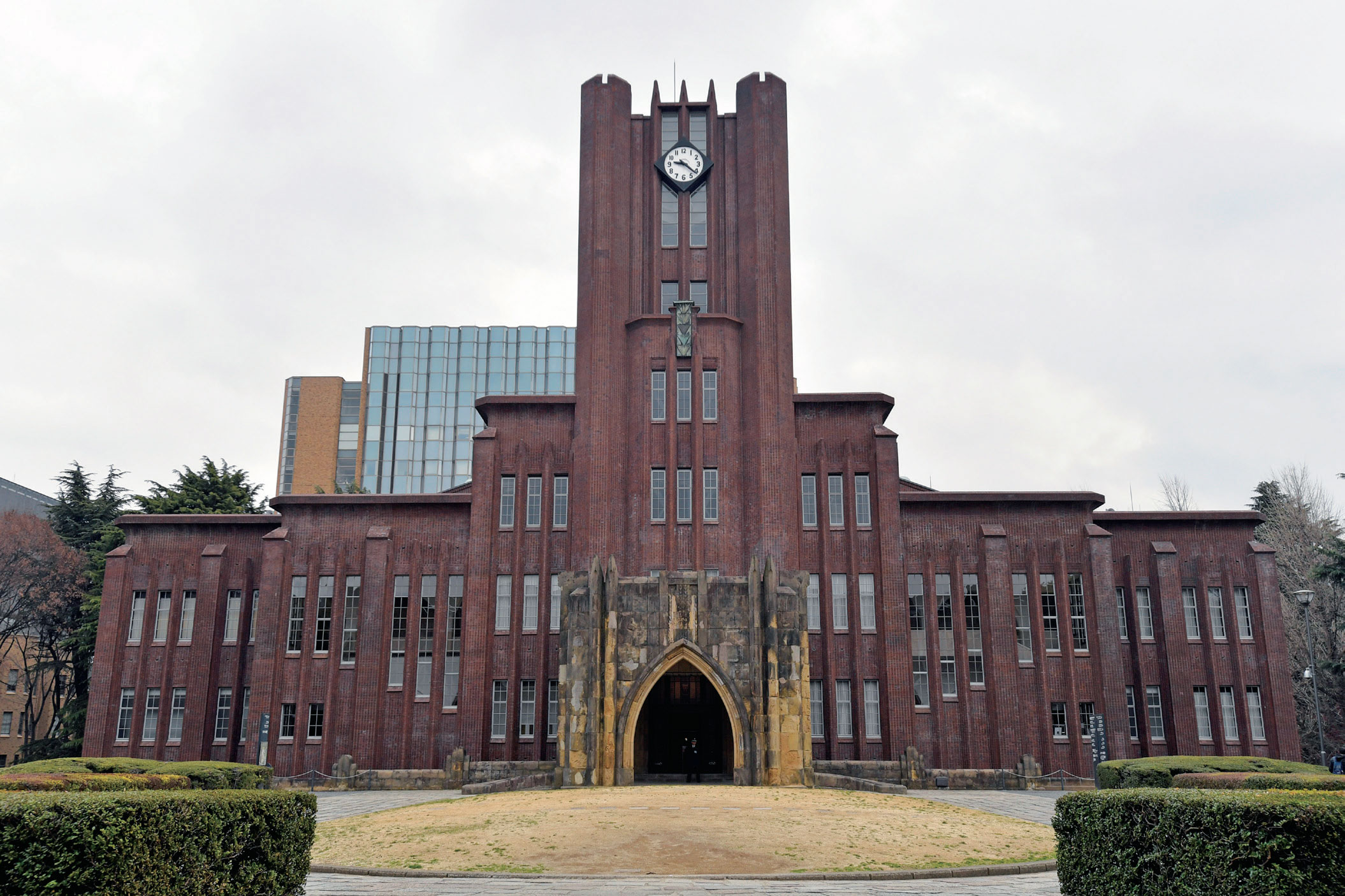 東京大学