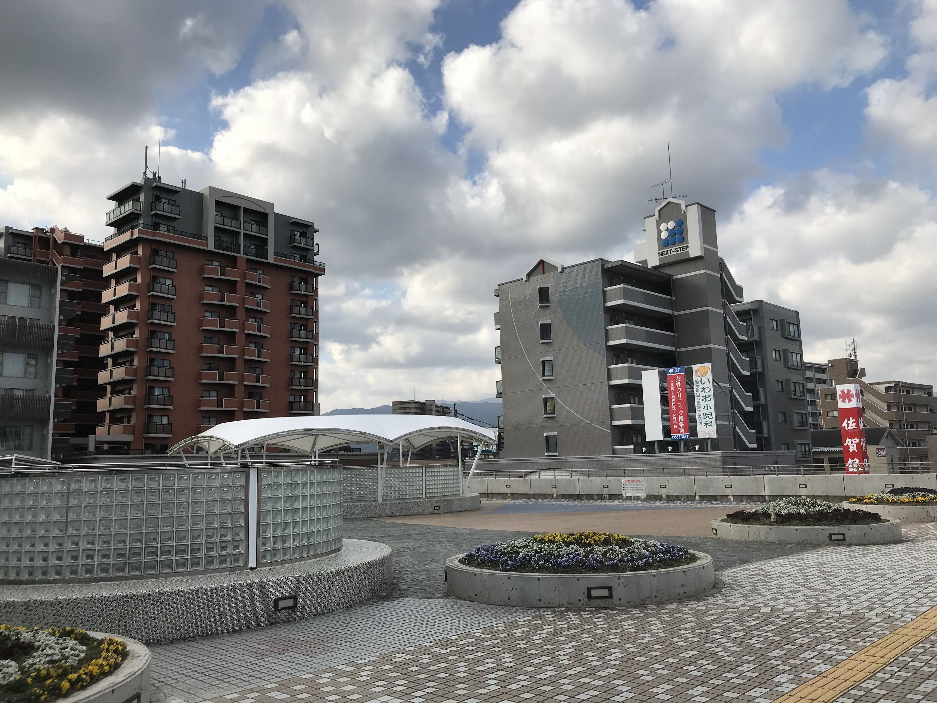 博多南駅の駅前