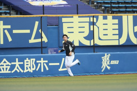 ZOZOマリンスタジアムで調整中の佐々木朗希投手