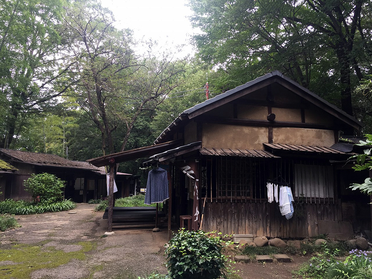 三日月村