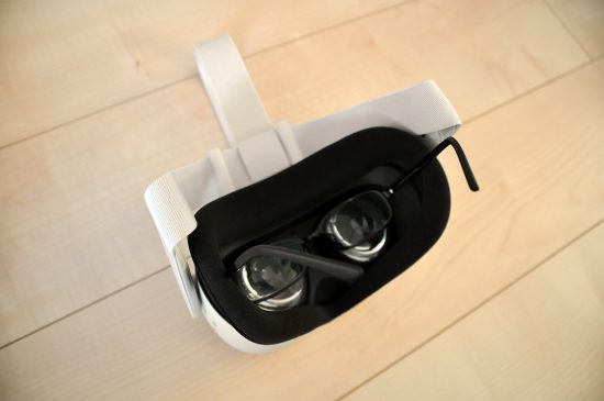 OCULUS QUEST 2