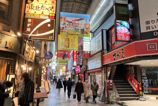 午後9時過ぎの梅田東通り