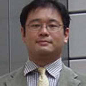 石井孝明氏