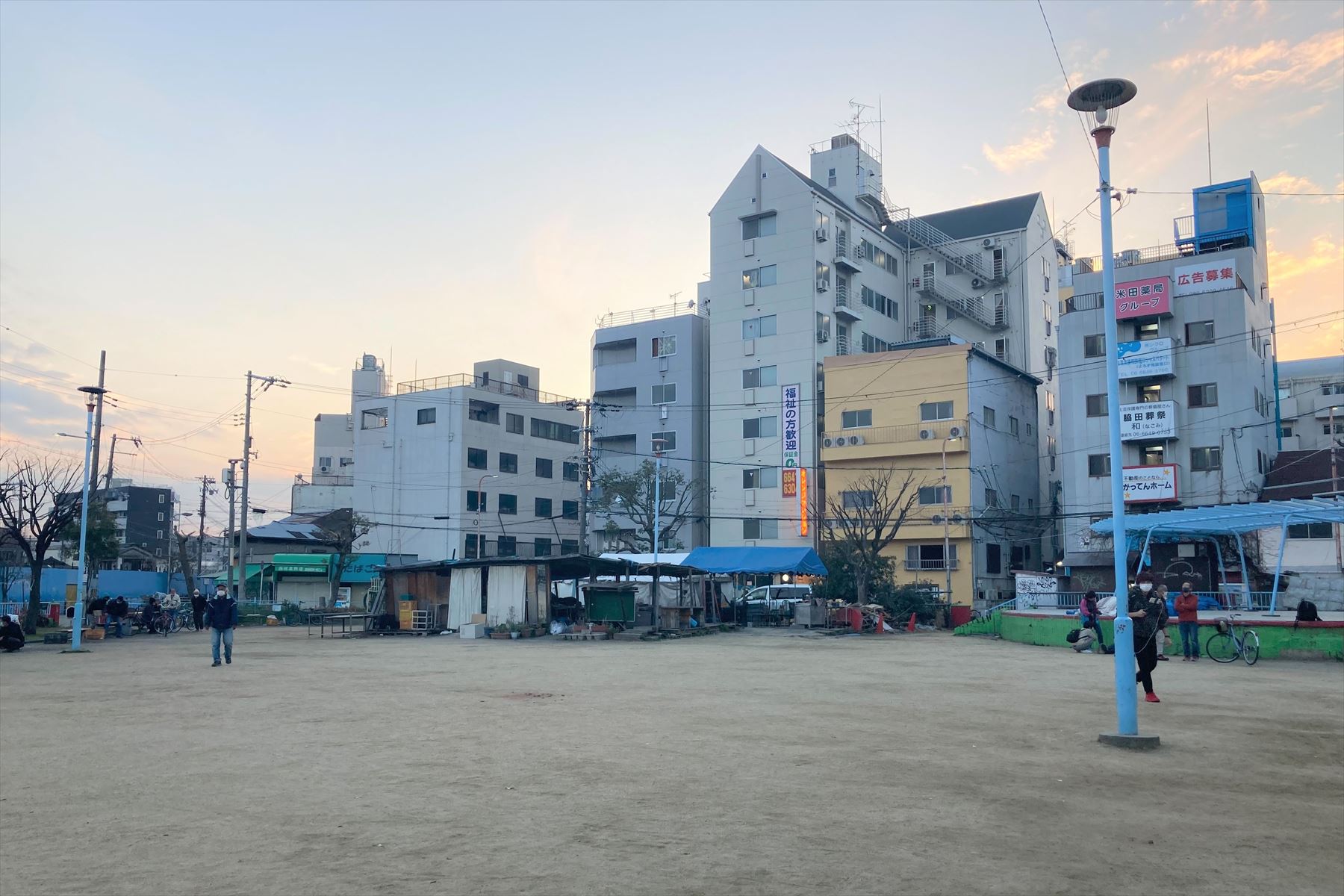 萩之茶屋南公園（三角公園）