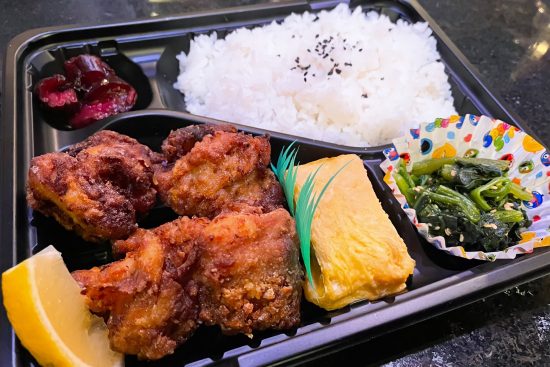 唐揚げ弁当（800円）