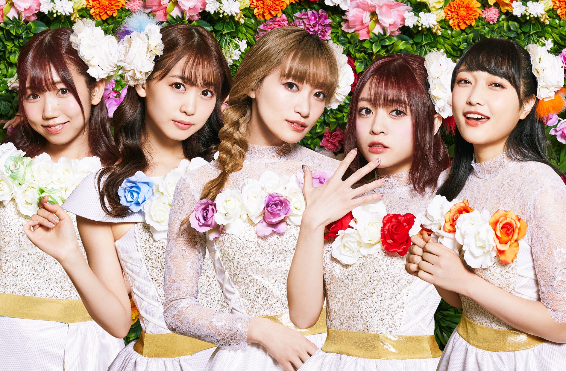 新連載「i☆Ris しゃべるグラビア」が、5月11日(火)発売号からスタートする。