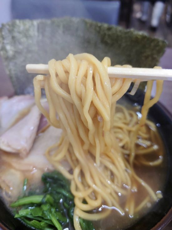 「横浜ラーメン 真砂家」