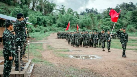 人民防衛隊（写真提供:Radio Free Asia)