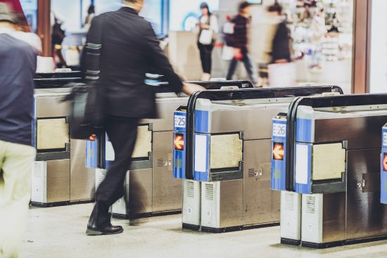 駅・改札口