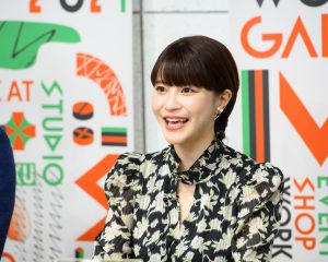 岸明日香