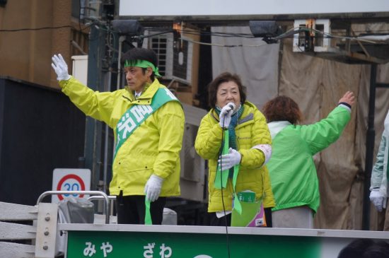 「石木ダム反対」を掲げて長崎県知事選に出馬し、大石知事に敗れた宮沢由彦候補