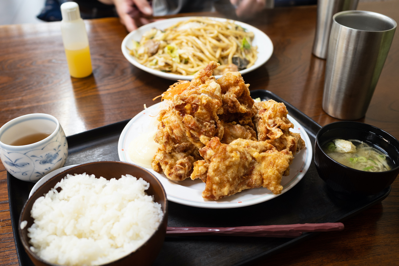 大盛り唐揚げ定食