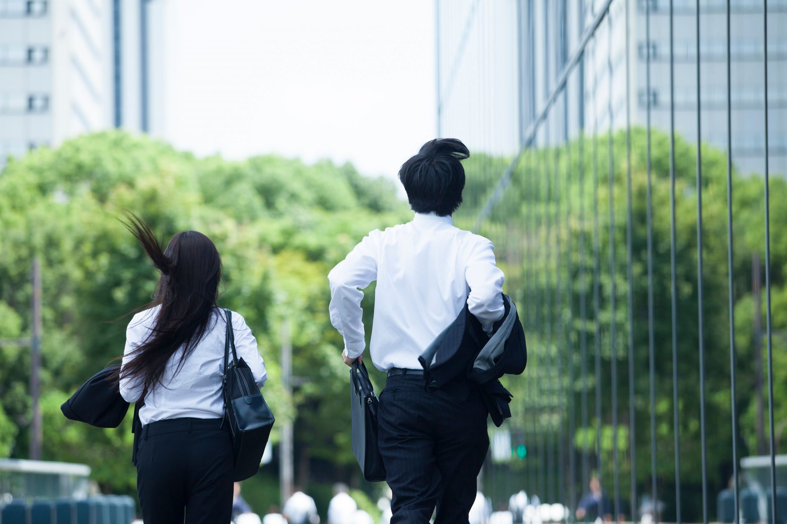 なぜか一目置かれている会社員