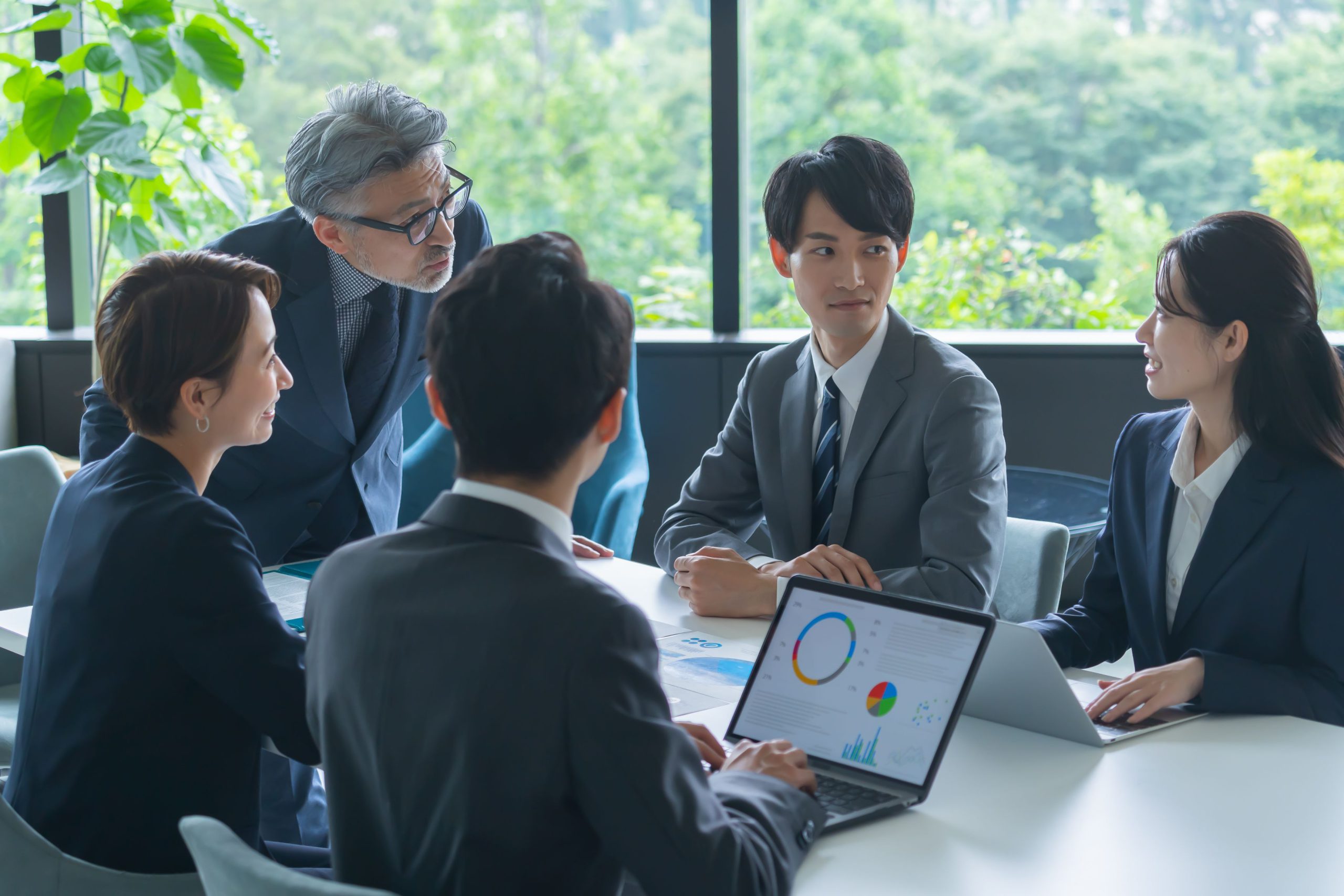 女性からいつも魅力的に見えている男性