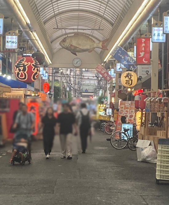 ルポ　買われる[日本の繁華街]