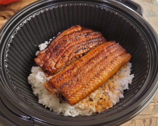 牛丼チェーンうなぎ食べ比べ