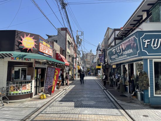 横須賀ドブ板商店街