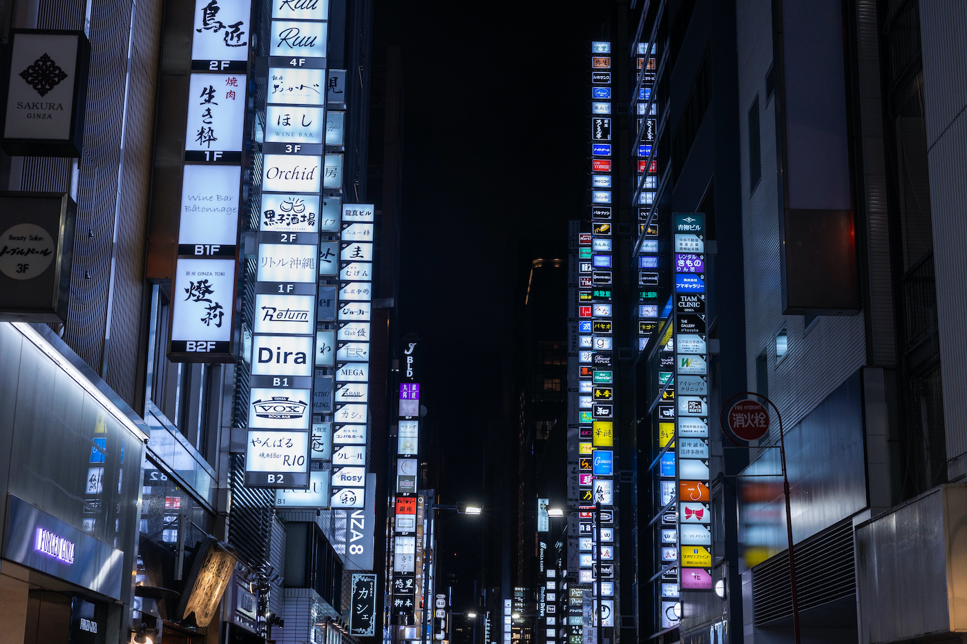 銀座のクラブ