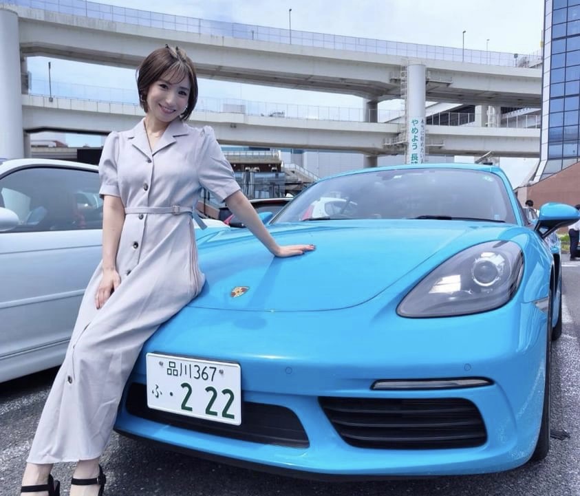 スーパーカーお姉さんとポルシェ