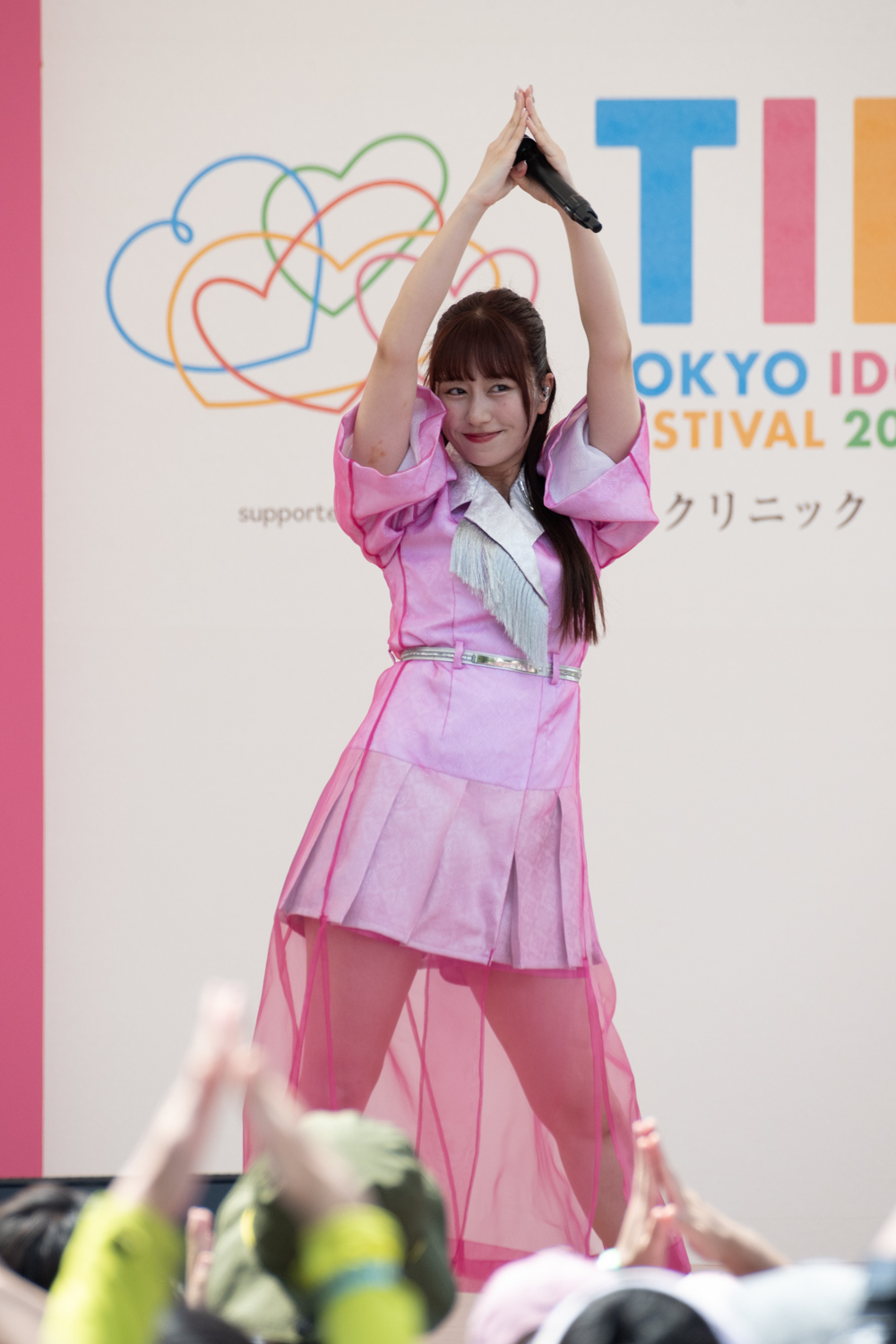 ももクロ・佐々木彩夏、『Link Link』披露に会場歓喜！「TIF2024」トップバッターで登場