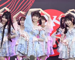 SKE48、“エモさ”と“アツさ”で轟く大声量！「SUMMER STATION 音楽LIVE」で魅せた“真夏の完全燃焼”ステージ