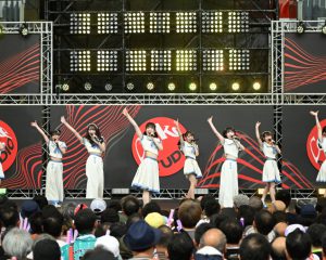 SKE48、“エモさ”と“アツさ”で轟く大声量！「SUMMER STATION 音楽LIVE」で魅せた“真夏の完全燃焼”ステージ