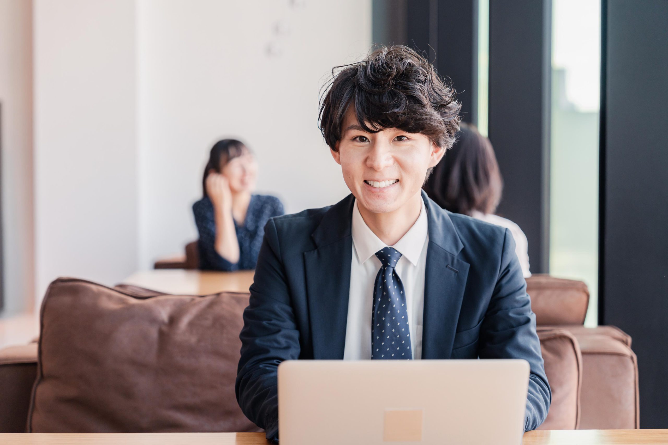 若手社員