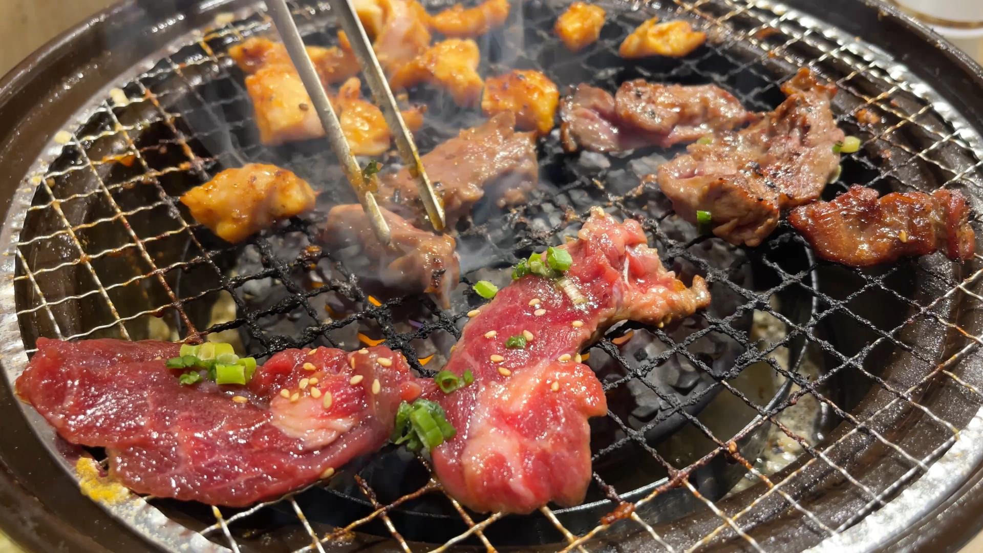 焼肉食べ放題